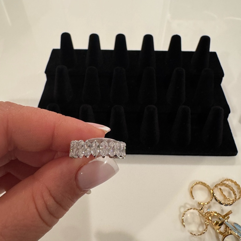 Elegant Silver Women's Ring 18k plate gold